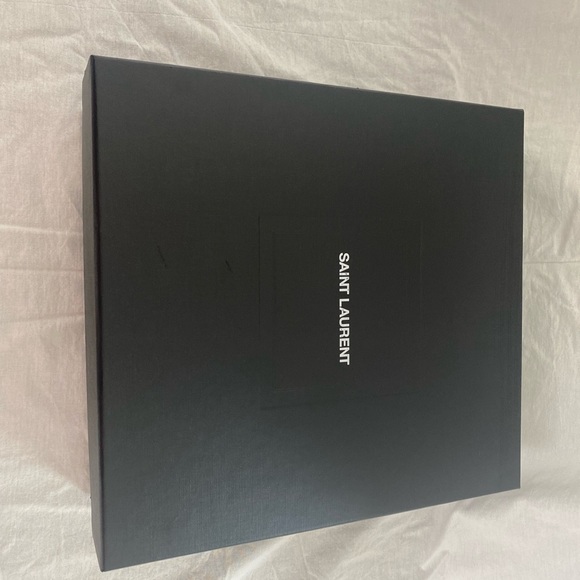 Authentic Saint Laurent sandals in Knotted Suede And Metallic Textured-leather - Picture 7 of 7